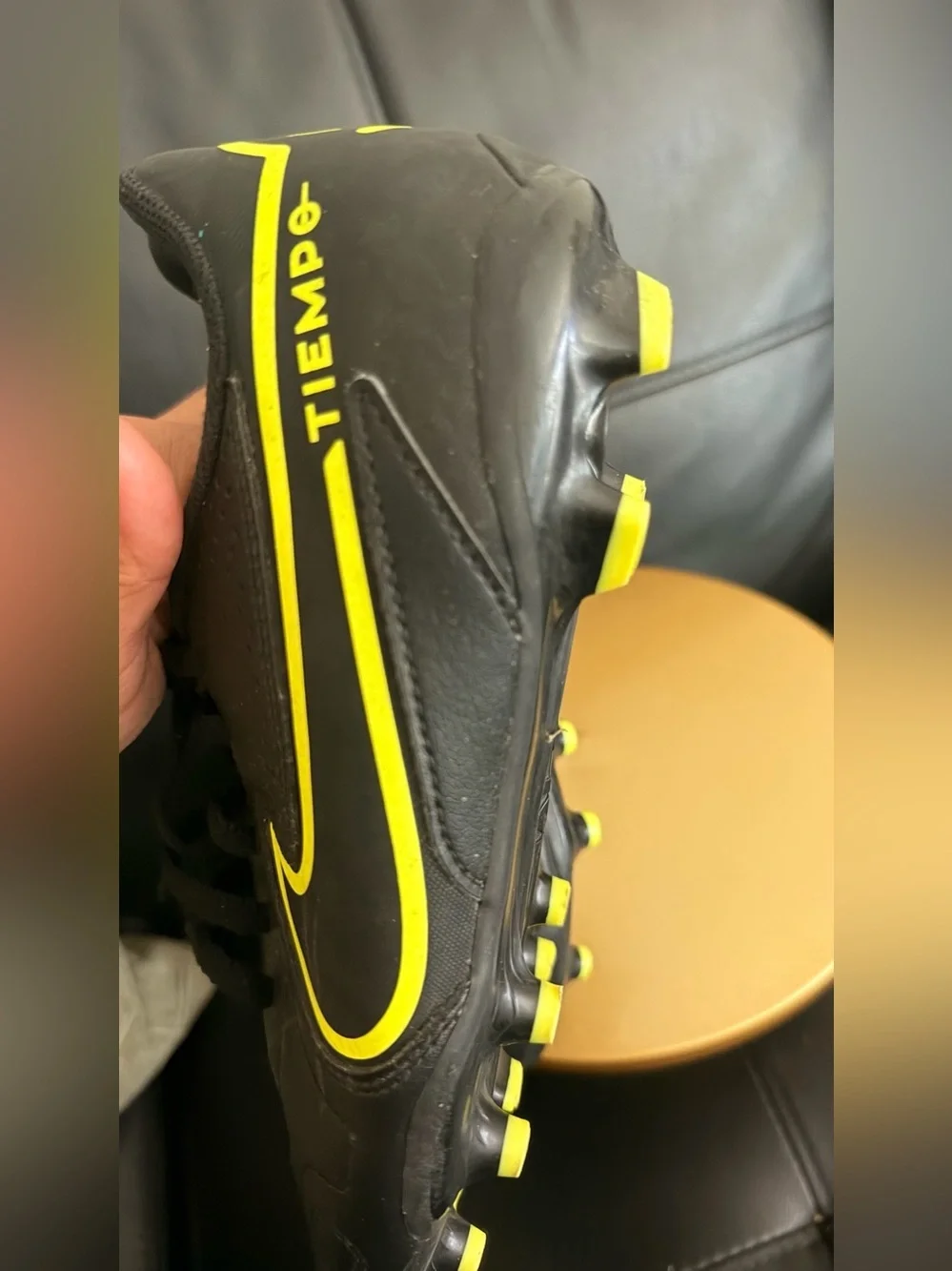 Nike Jr Legend Tiempo 9 Club FG/MG Soccer Cleats Size 5.5 Youth. H